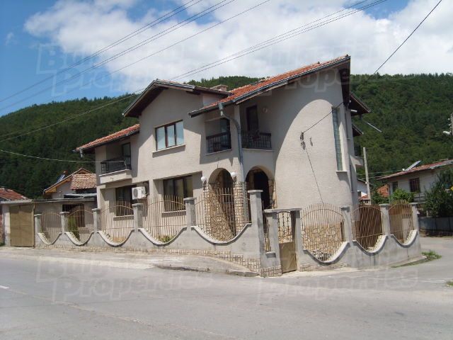 Дом в Боровце, Болгария, 390 м2 - фото 1