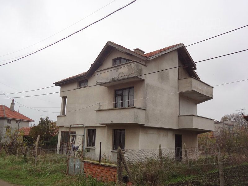 Дом в Бургасе, Болгария, 270 м2 - фото 1