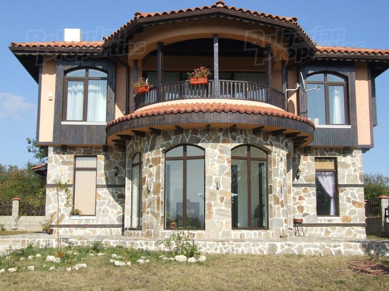 Дом в Варне, Болгария, 158 м2 - фото 1