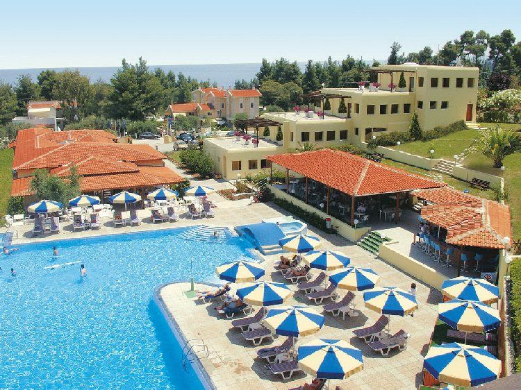 Отель, гостиница на Кассандре, Греция, 2 200 м2 - фото 1