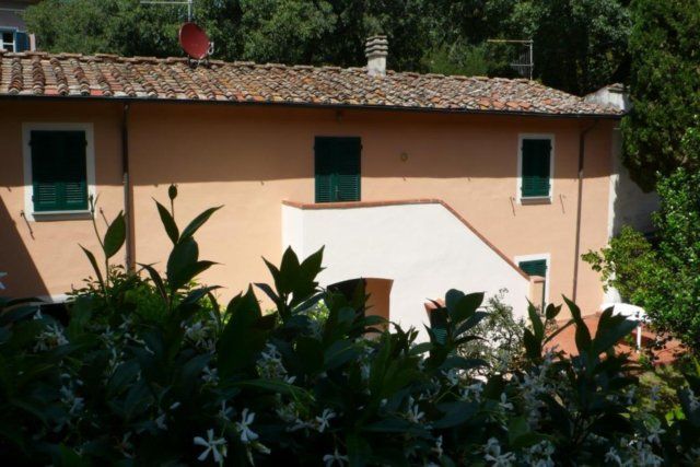 Дом в Пизе, Италия, 760 м2 - фото 1