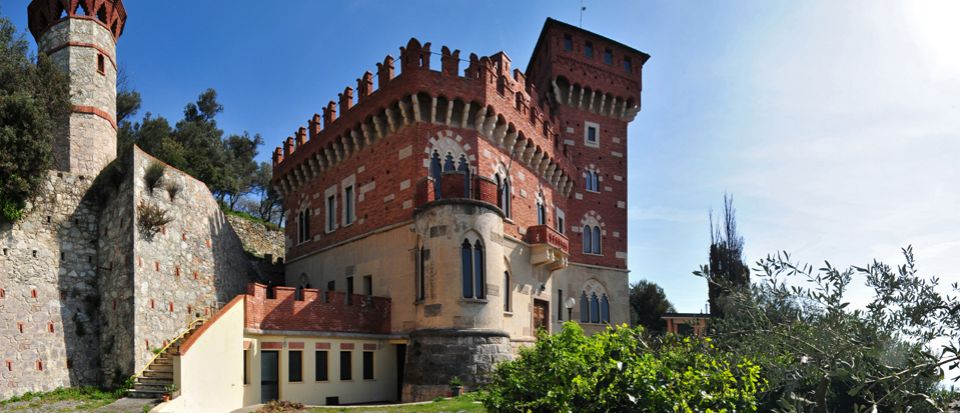 Замок в Савоне, Италия, 911 м2 - фото 1