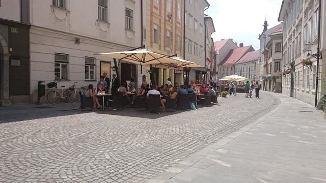 Кафе, ресторан в Любляне, Словения, 150 м2 - фото 1