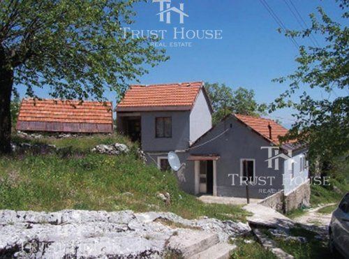 Дом в Цетине, Черногория, 136 м2 - фото 1