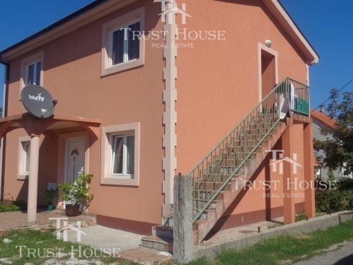 Дом в Цетине, Черногория, 144 м2 - фото 1