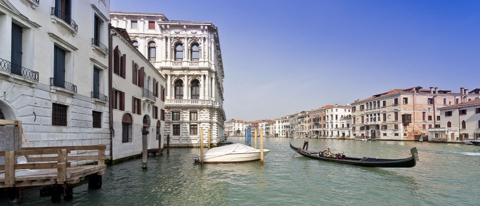 Особняк в Венеции, Италия, 700 м2 - фото 1