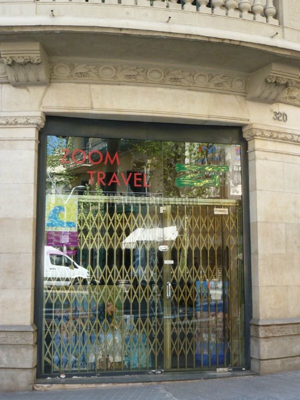 Магазин в Барселоне, Испания, 60 м2 - фото 1