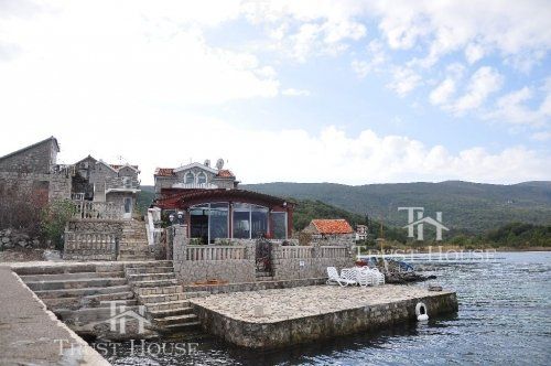 Дом на полуострове Луштица, Черногория - фото 1