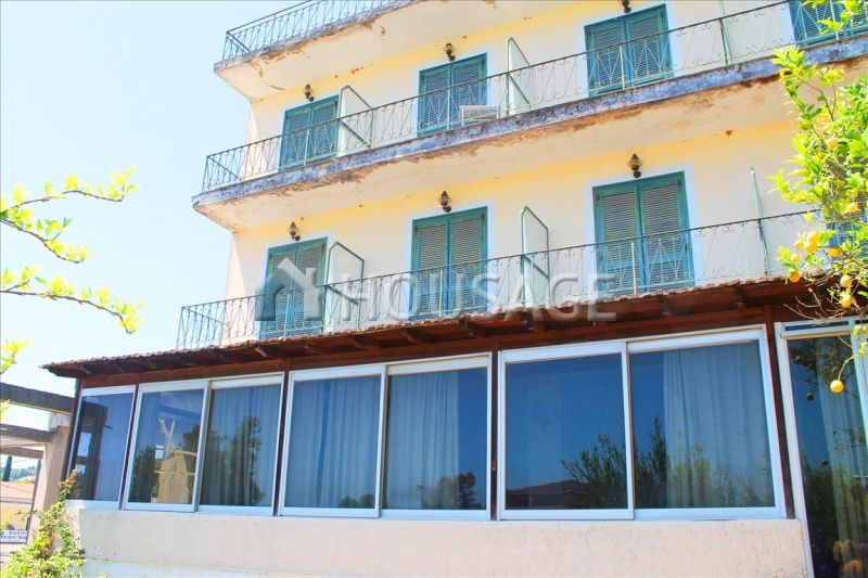 Отель, гостиница на Корфу, Греция, 1 300 м2 - фото 1