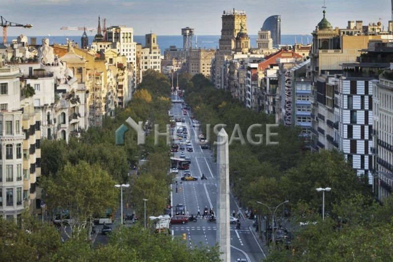 Офис в Барселоне, Испания, 2 377 м2 - фото 1