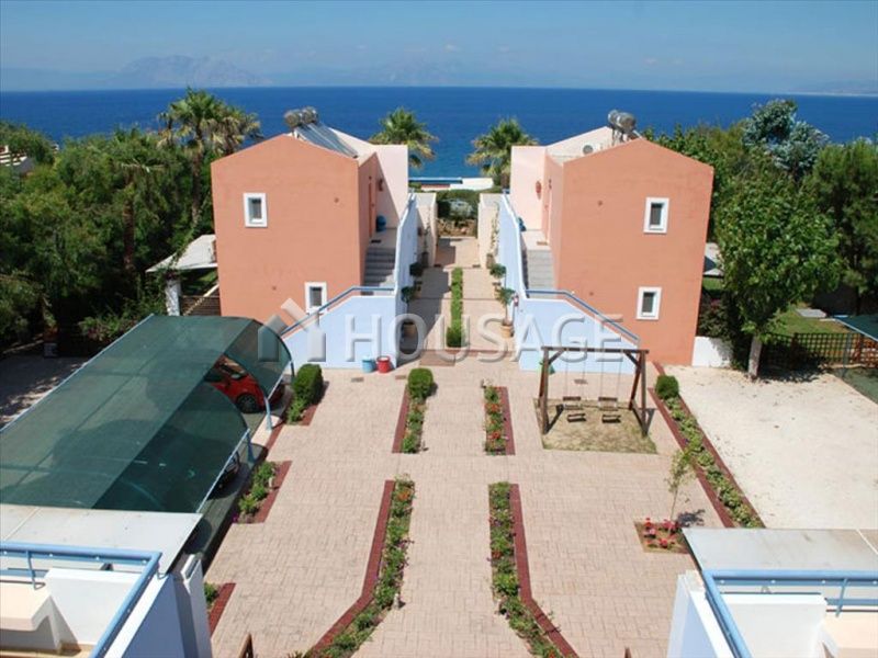 Отель, гостиница на Пелопоннесе, Греция, 768 м2 - фото 1