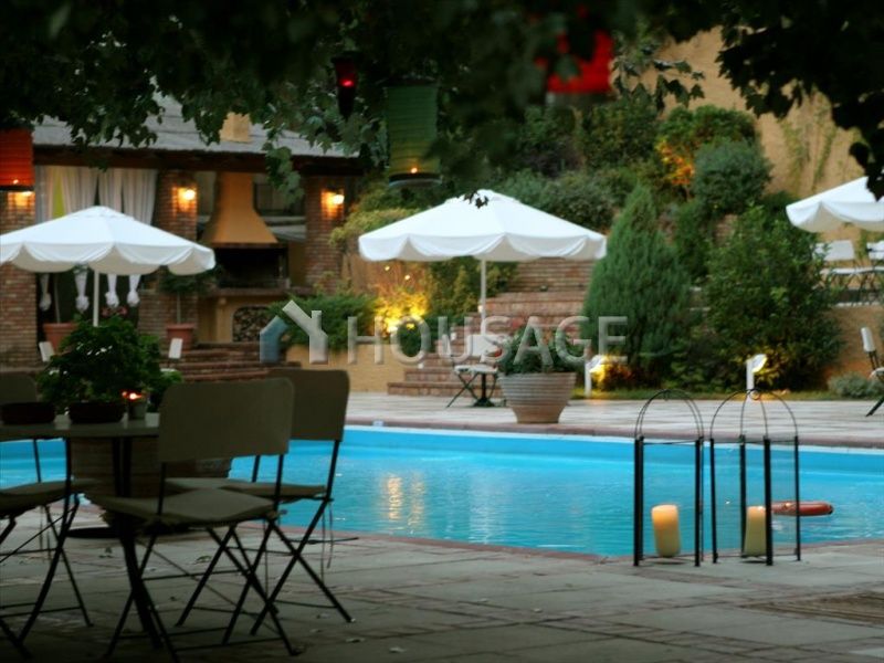 Отель, гостиница на Пелопоннесе, Греция, 3 370 м2 - фото 1