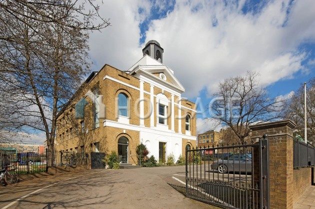 Коммерческая недвижимость в Лондоне, Великобритания, 1 453 м2 - фото 1