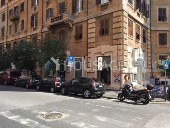 Коммерческая недвижимость в Риме, Италия, 90 м2 - фото 1