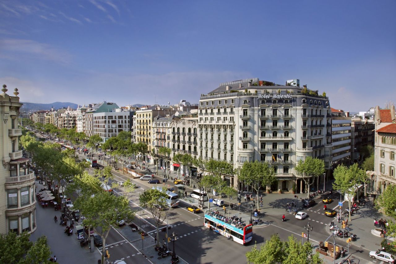 Отель, гостиница в Барселоне, Испания, 1 962 м2 - фото 1
