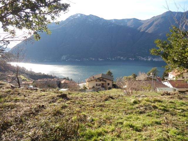 Земля у озера Комо, Италия, 6 346 м2 - фото 1