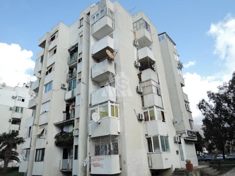 Квартира в Баре, Черногория, 93 м2 - фото 1