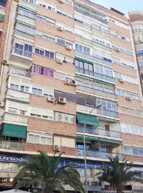 Апартаменты в Аликанте, Испания, 172 м2 - фото 1
