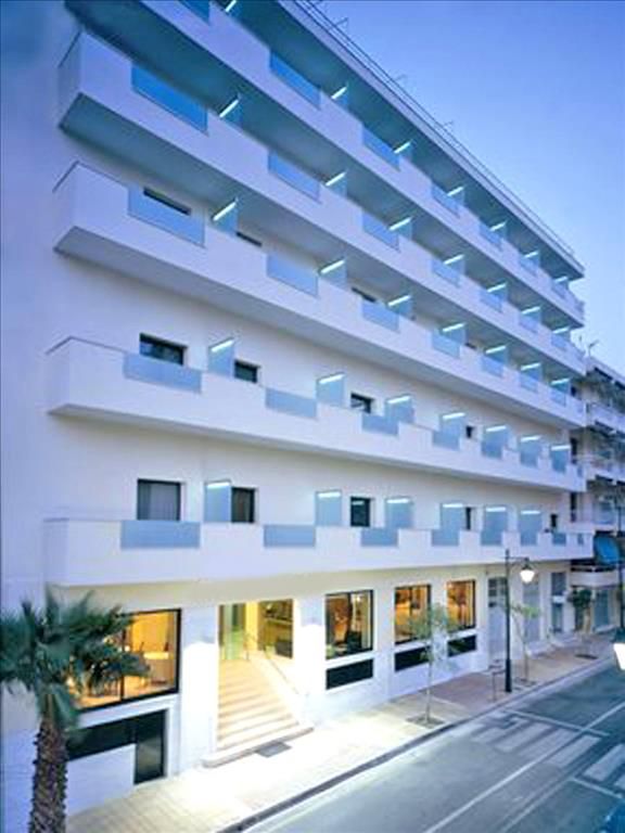 Отель, гостиница в Коринфии, Греция, 2 220 м2 - фото 1