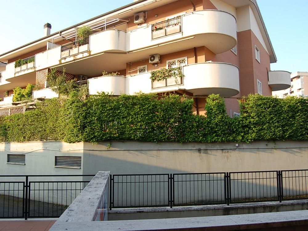 Апартаменты в Риме, Италия, 95 м2 - фото 1