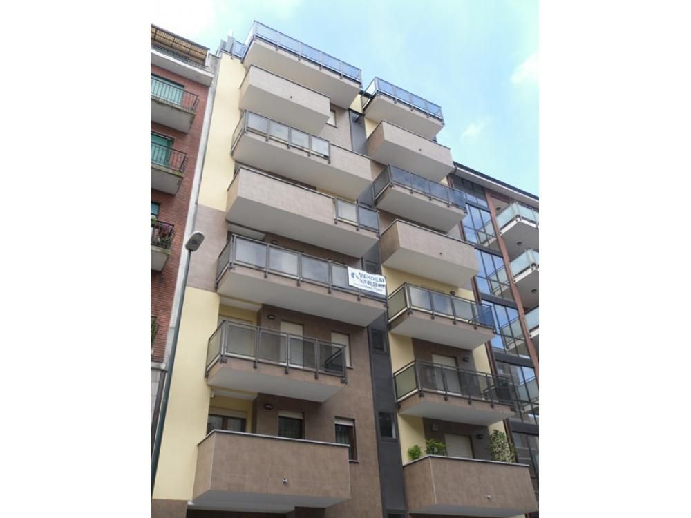 Апартаменты в Турине, Италия, 110 м2 - фото 1
