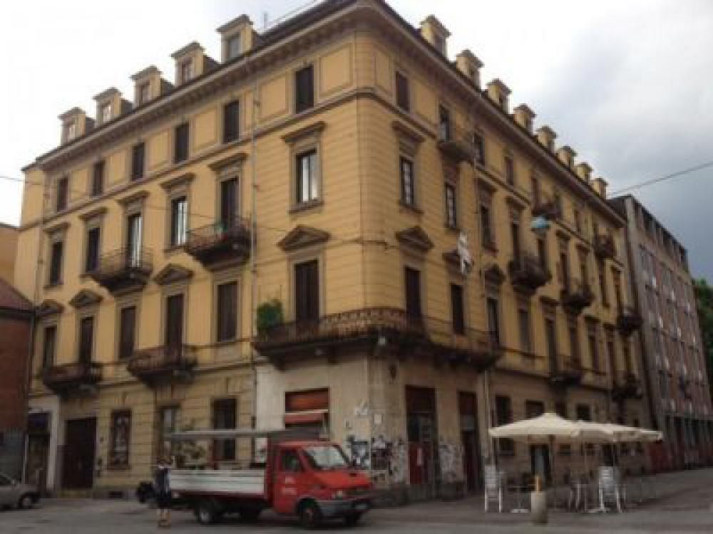 Апартаменты в Турине, Италия, 140 м2 - фото 1
