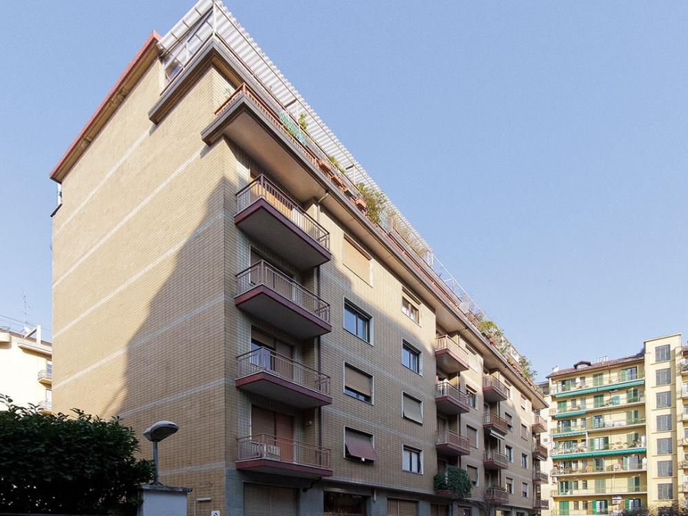 Апартаменты в Турине, Италия, 160 м2 - фото 1