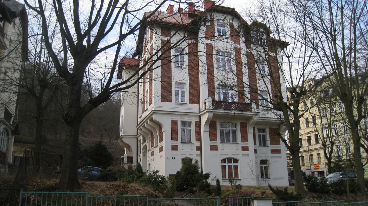 Квартира в Карловых Варах, Чехия, 132 м2 - фото 1