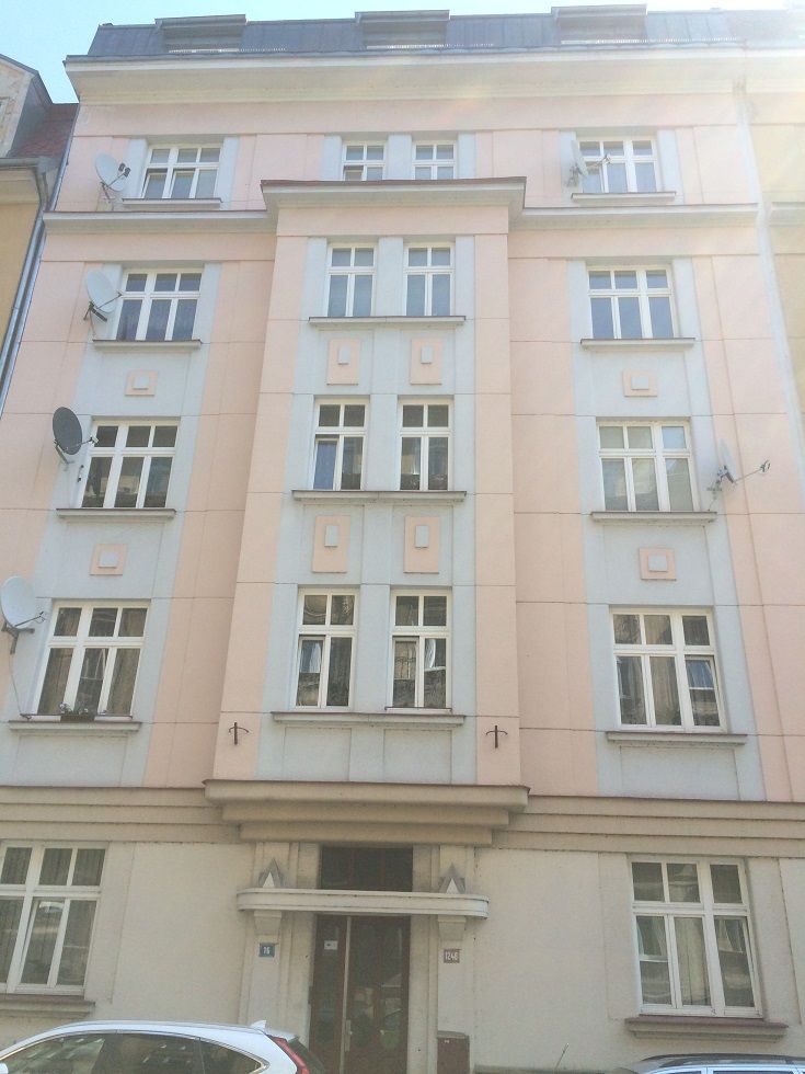 Квартира в Карловых Варах, Чехия, 87 м2 - фото 1