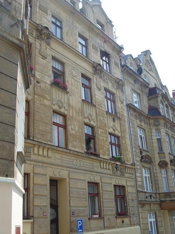 Квартира в Карловых Варах, Чехия, 6 591 м2 - фото 1