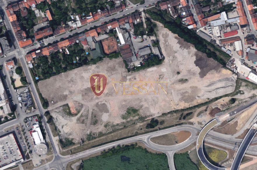 Коммерческая недвижимость в Брно, Чехия, 50 000 м2 - фото 1