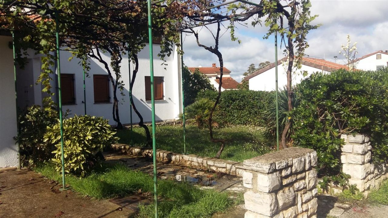 Дом в Фажане, Хорватия, 250 м2 - фото 1
