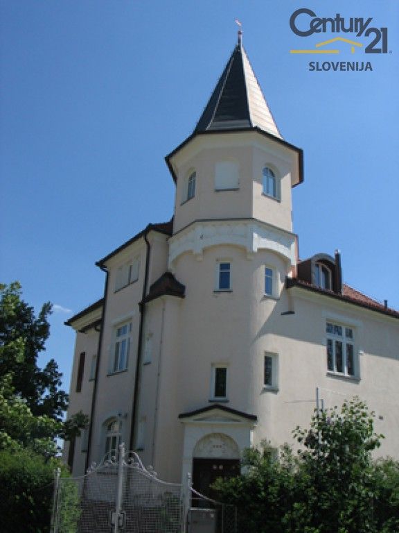 Коммерческая недвижимость в Мариборе, Словения, 449 м2 - фото 1