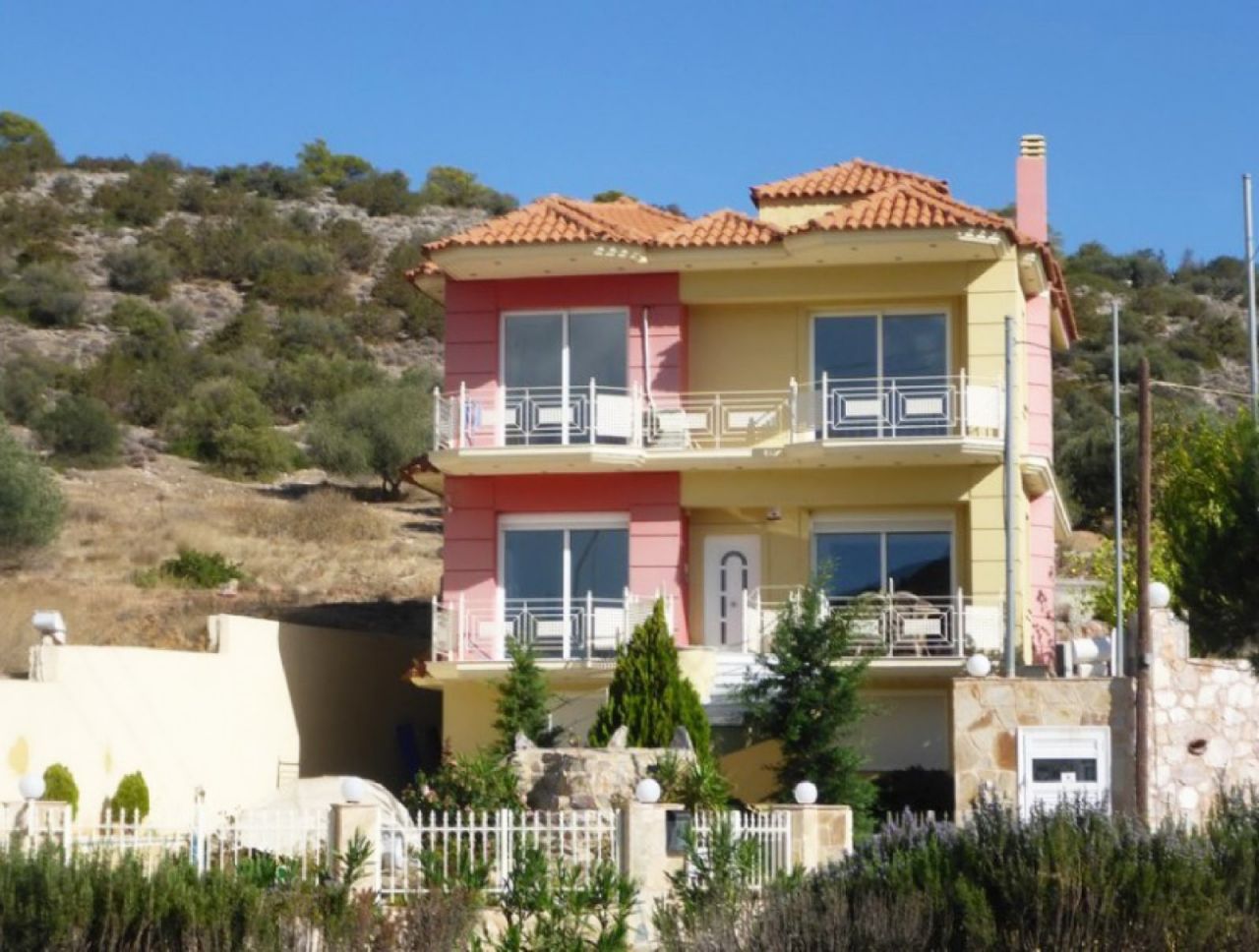 Коммерческая недвижимость Коропи, Греция, 336 м2 - фото 1