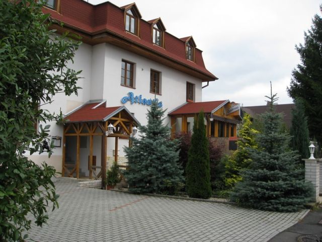 Коммерческая недвижимость в Марианске-Лазне, Чехия, 607 м2 - фото 1