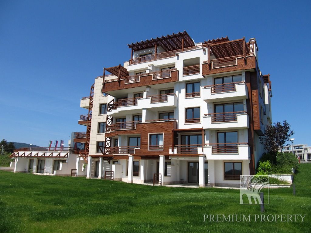 Апартаменты в Царево, Болгария, 126.25 м2 - фото 1