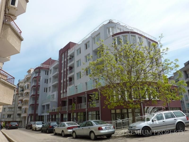Апартаменты в Бургасе, Болгария, 74.76 м2 - фото 1