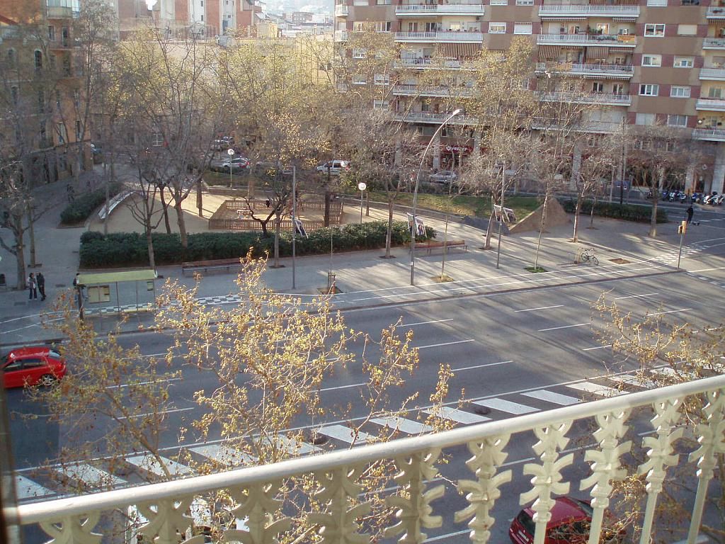 Апартаменты в Барселоне, Испания, 60 м2 - фото 1