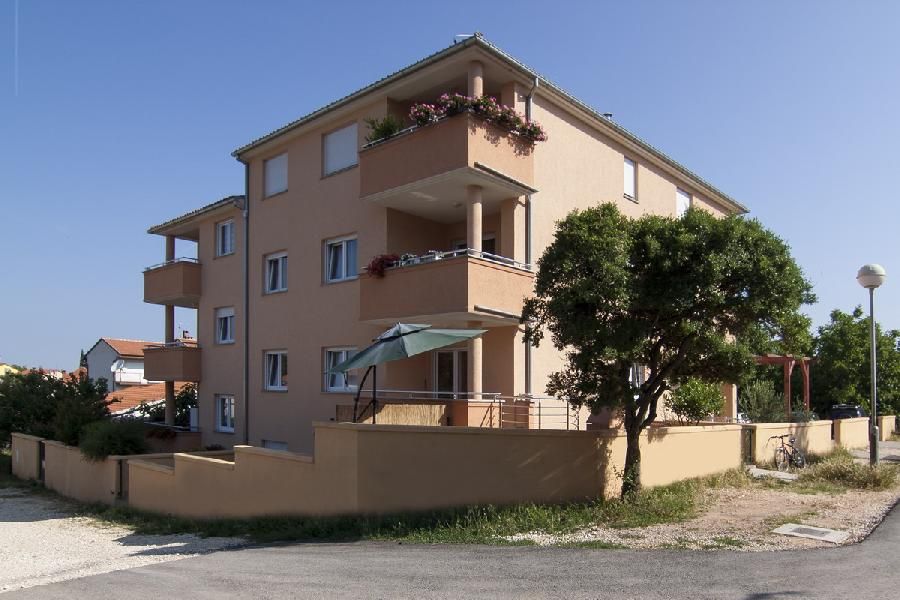 Апартаменты в Пуле, Хорватия, 89 м2 - фото 1