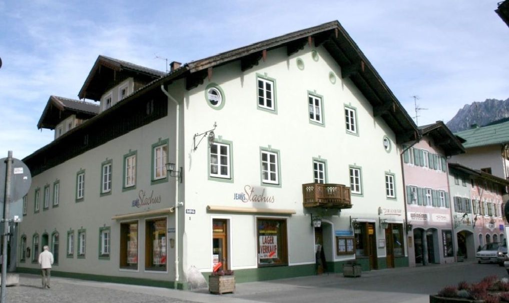 Отель, гостиница Южная Бавария, Германия, 1 180 м2 - фото 1