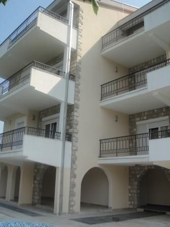 Квартира в Прчани, Черногория, 70 м2 - фото 1