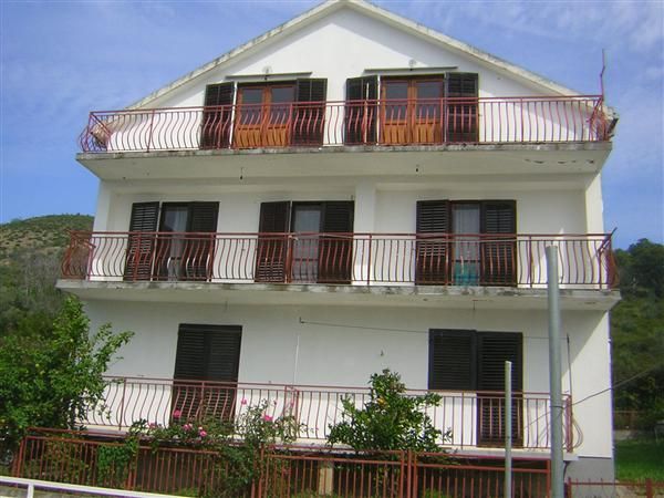 Отель, гостиница в Тивате, Черногория, 277 м2 - фото 1