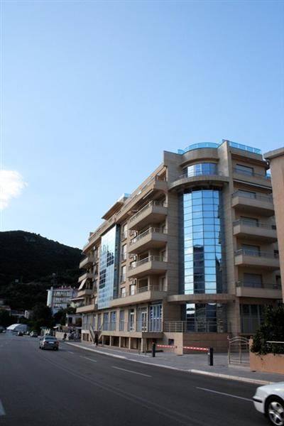 Квартира в Бечичи, Черногория, 92 м2 - фото 1