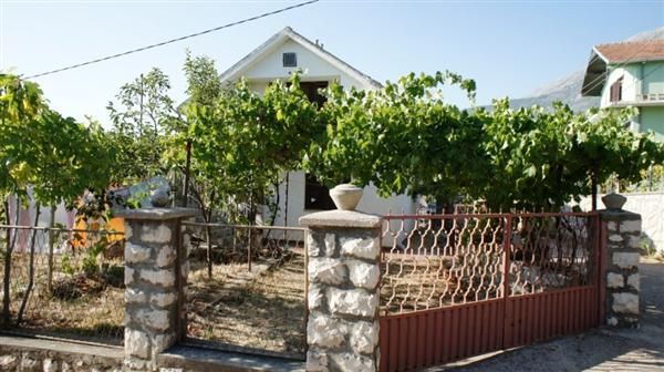 Дом в Добра Воде, Черногория, 78 м2 - фото 1