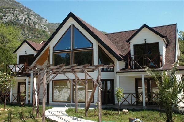 Дом в Шушани, Черногория, 281 м2 - фото 1