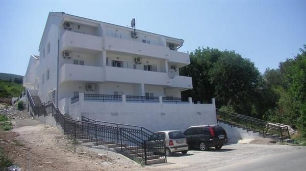 Квартира в Крашичах, Черногория, 46 м2 - фото 1