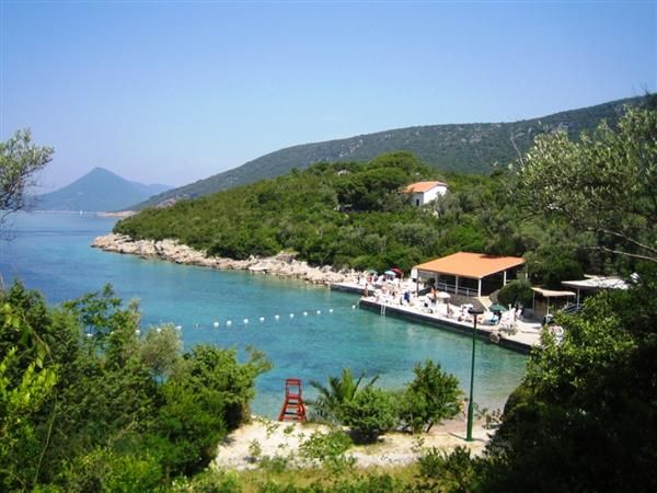 Коммерческая недвижимость на полуострове Луштица, Черногория, 5 000 м2 - фото 1