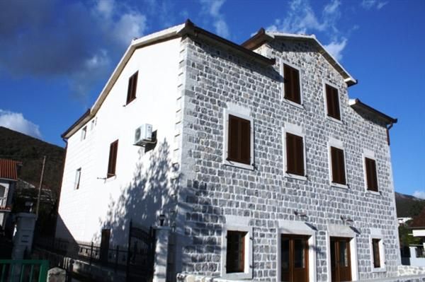 Квартира в Биеле, Черногория, 40 м2 - фото 1