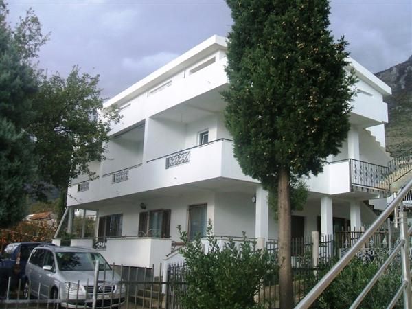 Отель, гостиница в Сутоморе, Черногория, 240 м2 - фото 1