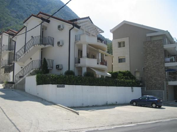 Квартира в Люте, Черногория, 74 м2 - фото 1